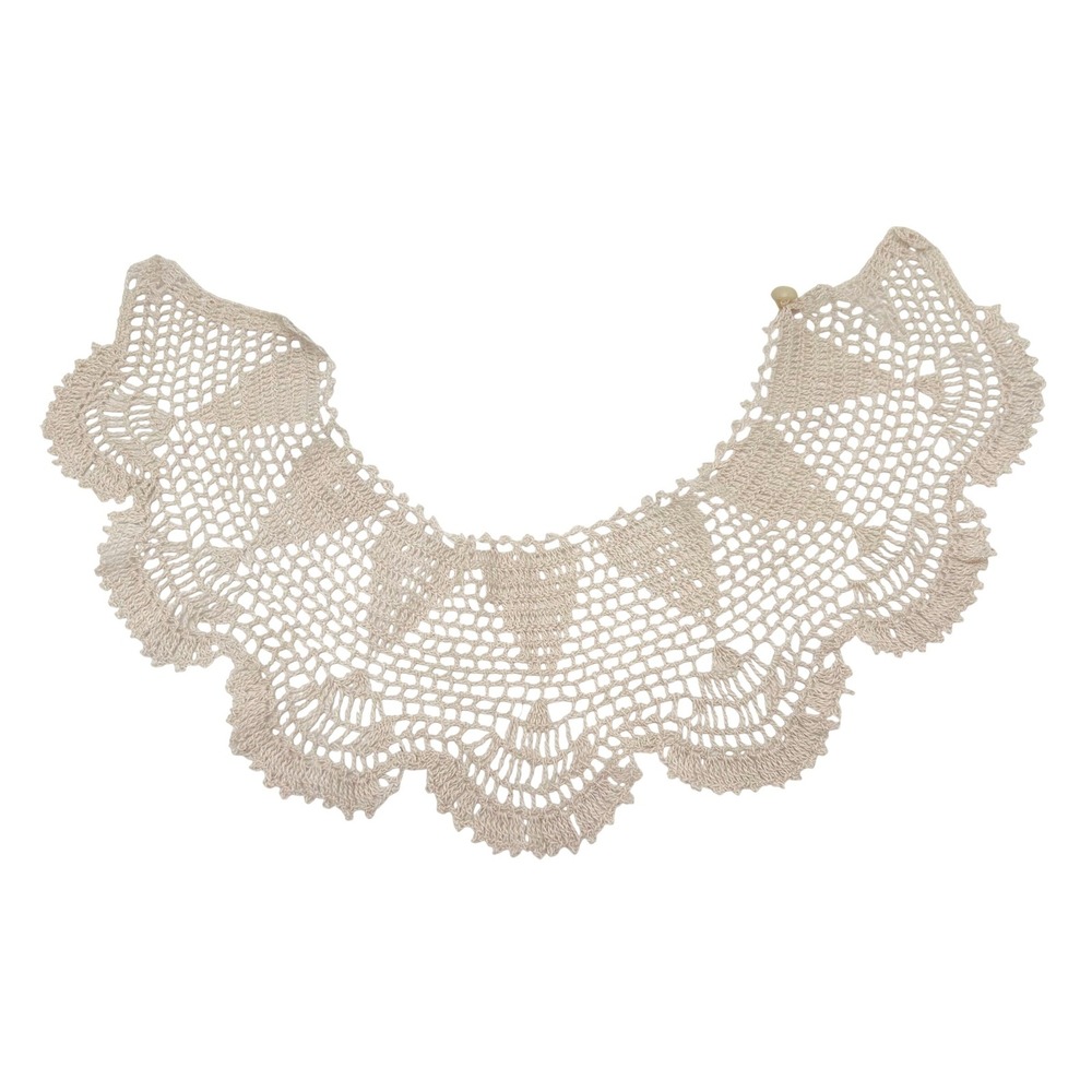 Vintage Handmade Crochet Lace Scalloped Collar Cream Cottagecore Victorian Style
